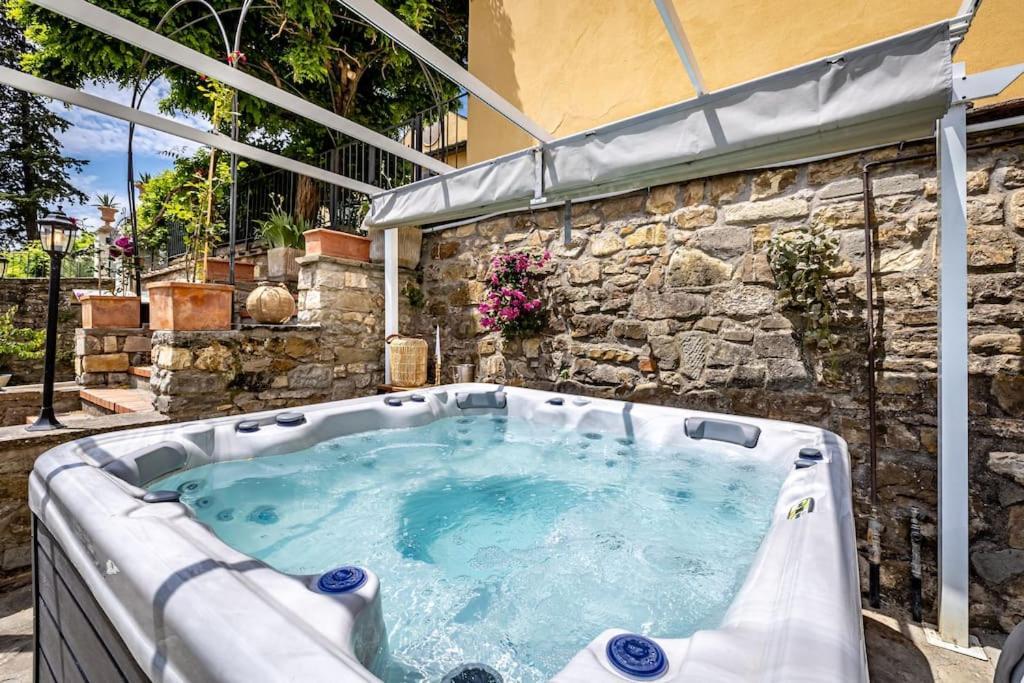 Luxury Limonaia With Jacuzzi Near Florence San Jacopo al Girone Екстериор снимка